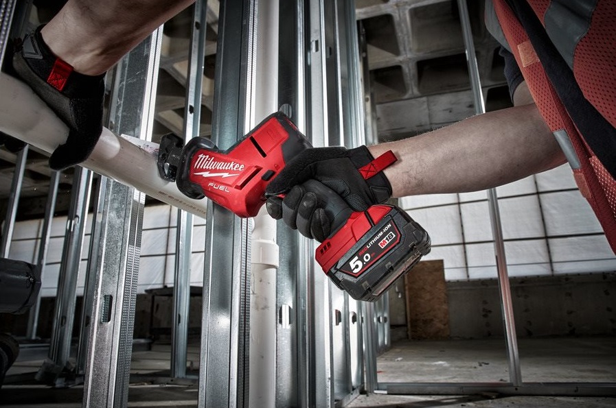 Аккумуляторная сабельная пила M18 FHZ-0X MILWAUKEE 4933459887