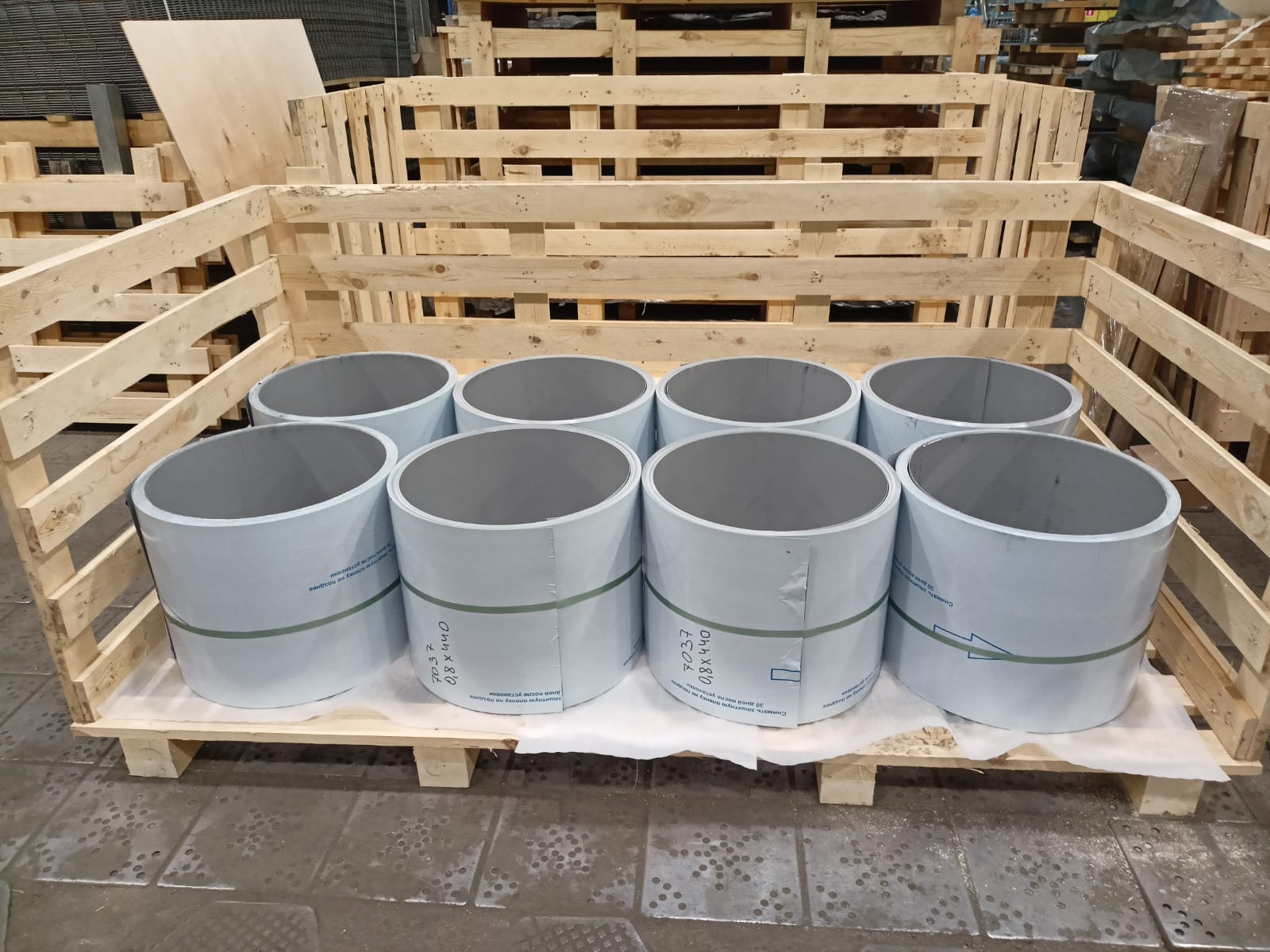 Алюминий для кровли в рулонах в удобной размотке