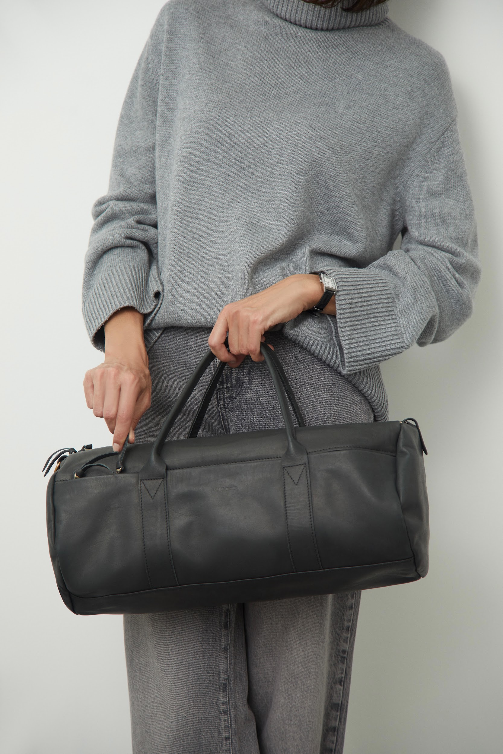 travel_bag_ugra_black_4 (1) travel_bag_ugra_black_4 (1).jpg