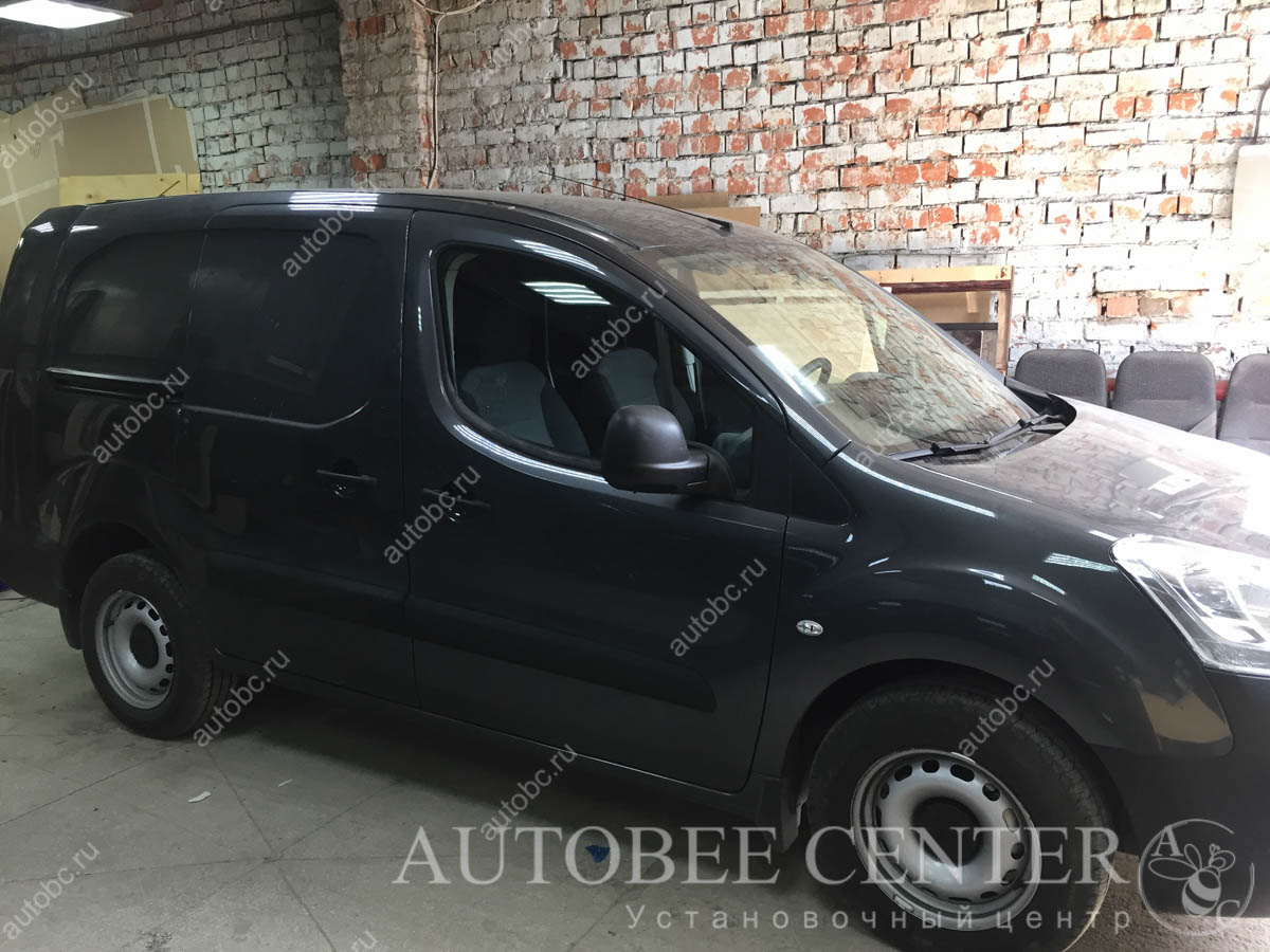 Citroen Berlingo (шумоизоляция и обшивка кузова)