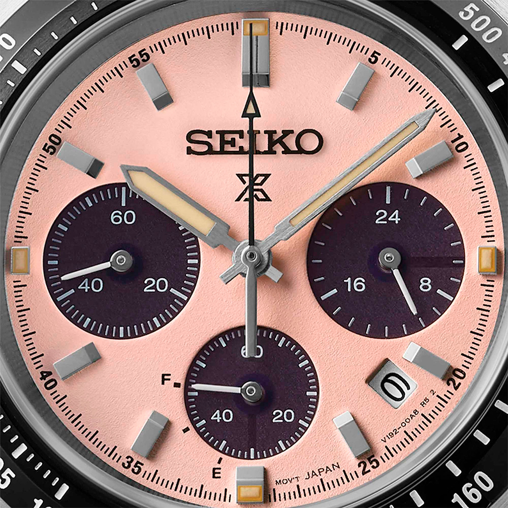 Спортивные часы Seiko SSC963 с лососёвым циферблатом