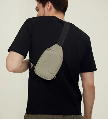 Маленькая сумка - Уай