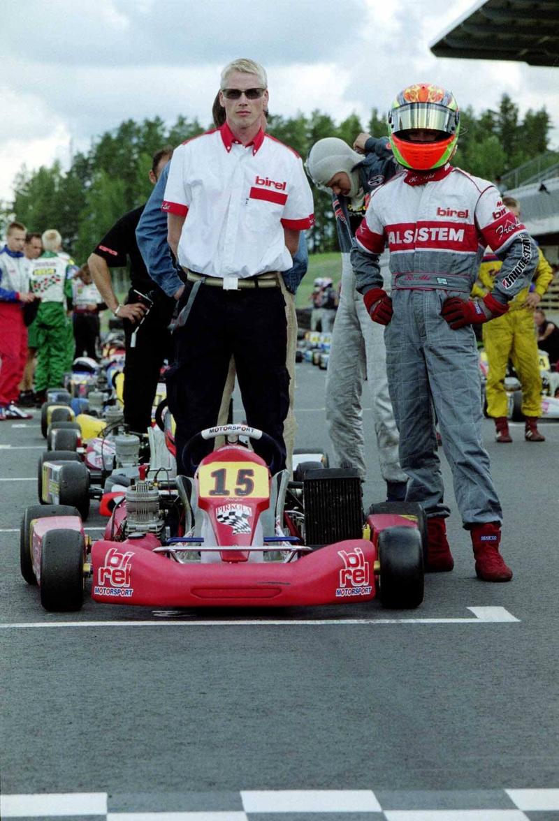 Задняя ось гоночного карта &mdash; фото установки на шасси