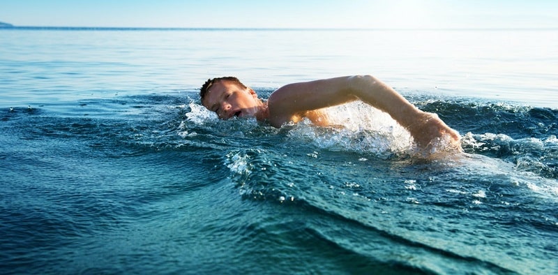 Что может произойти с линзой в воде