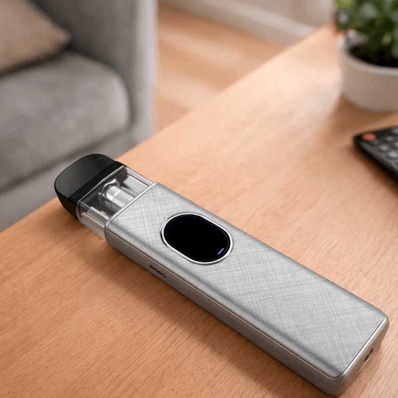 Vaporesso Xros 5 лежит на столе