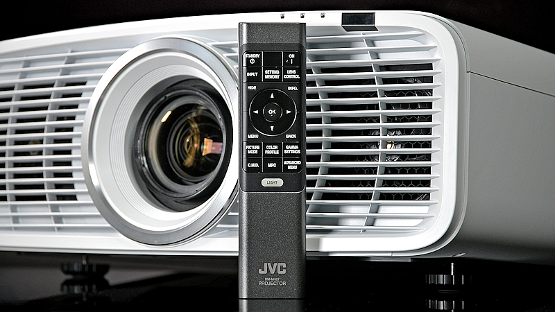 jvc-500-014 Кинотеатральный 4K-проектор JVC DLA-NZ500