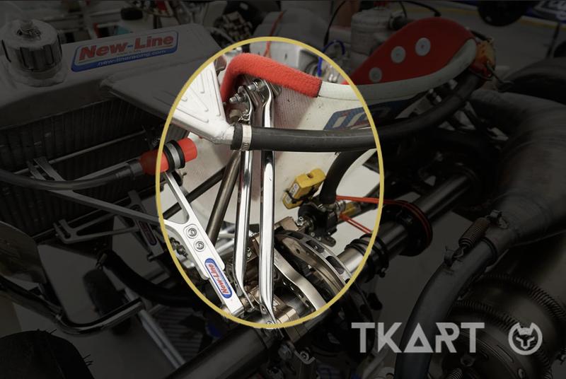 Смещение сиденья назад в классе KZ для увеличения сцепления задней оси