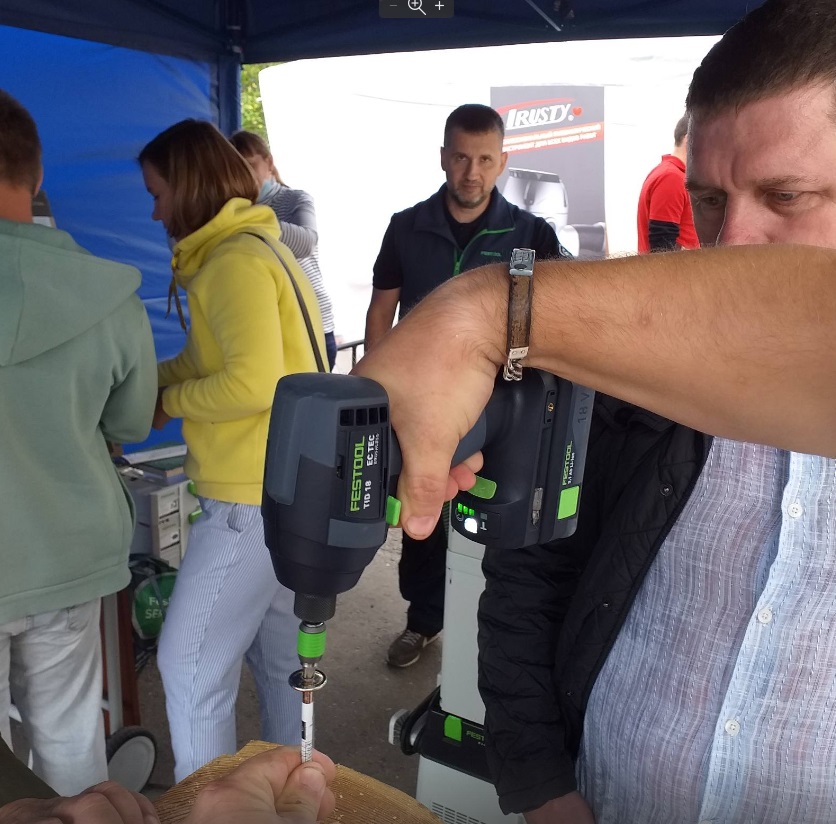Аккумуляторная импульсная дрель-шуруповерт TID 18 FESTOOL