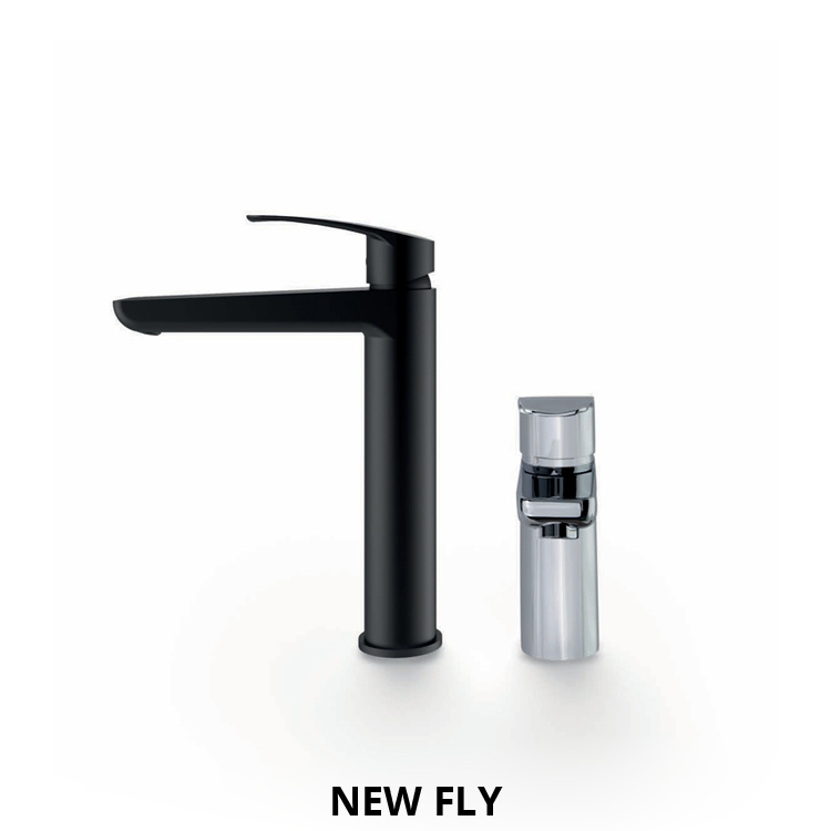 newfly-1.jpg