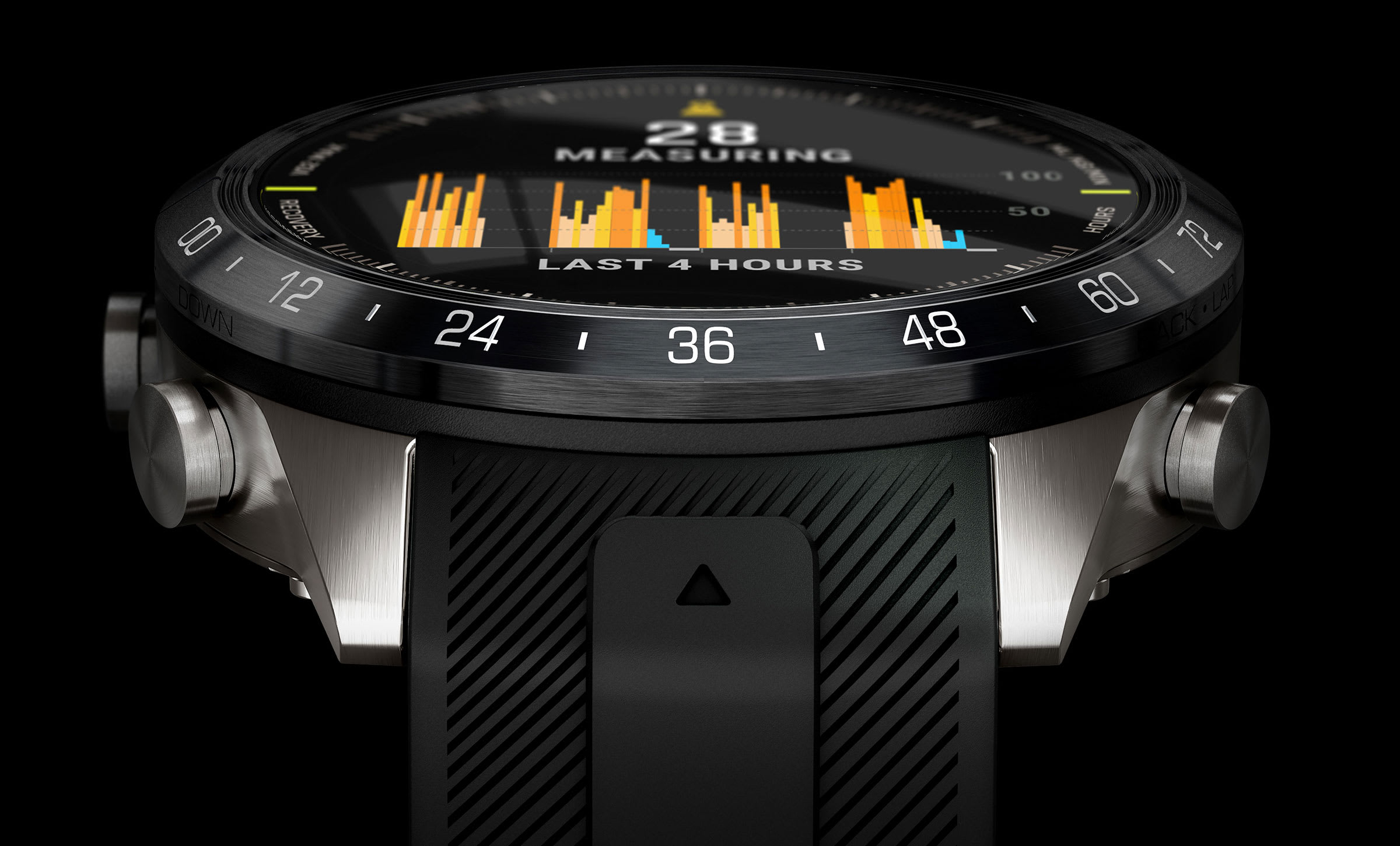 Умные часы Garmin Marq Athlete (Gen 2): Купольное сапфировое стекло