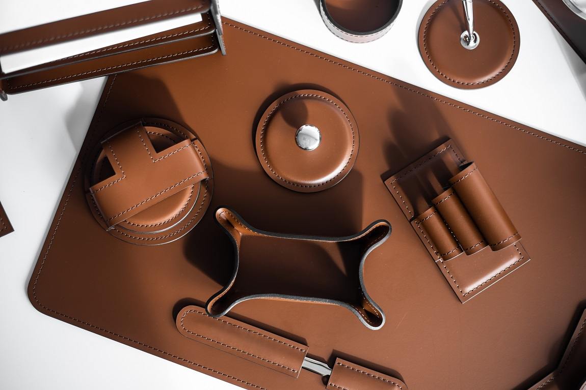 Подарочный кожаный набор из 7 предметов , цвет коричневый (орех)