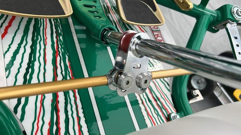 Положение рулевых тяг на кулаках шасси Tony Kart Rookie