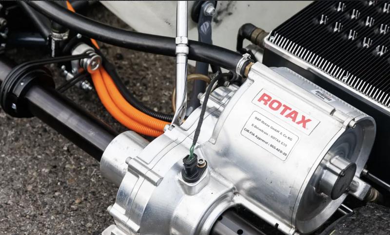Зубчатая передача Rotax E20 &mdash; задняя ось через корпус двигателя