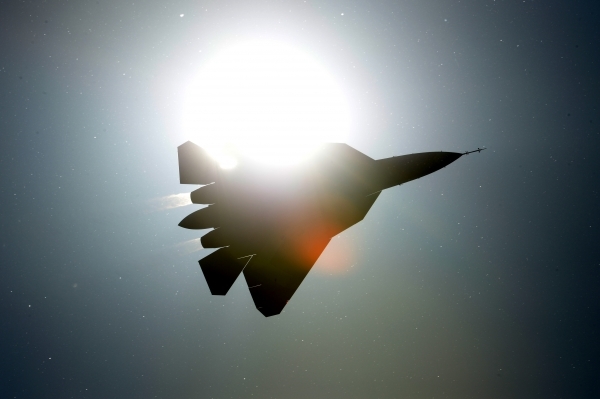 Стекло с наноразмерным покрытием сделает Су-57 невидимым Стекло с наноразмерным покрытием сделает Су-57 невидимым