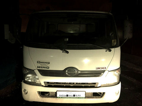 Hino 300