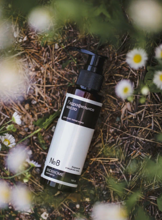 Гайд по шагам: как вернуть коже влагу и упругость