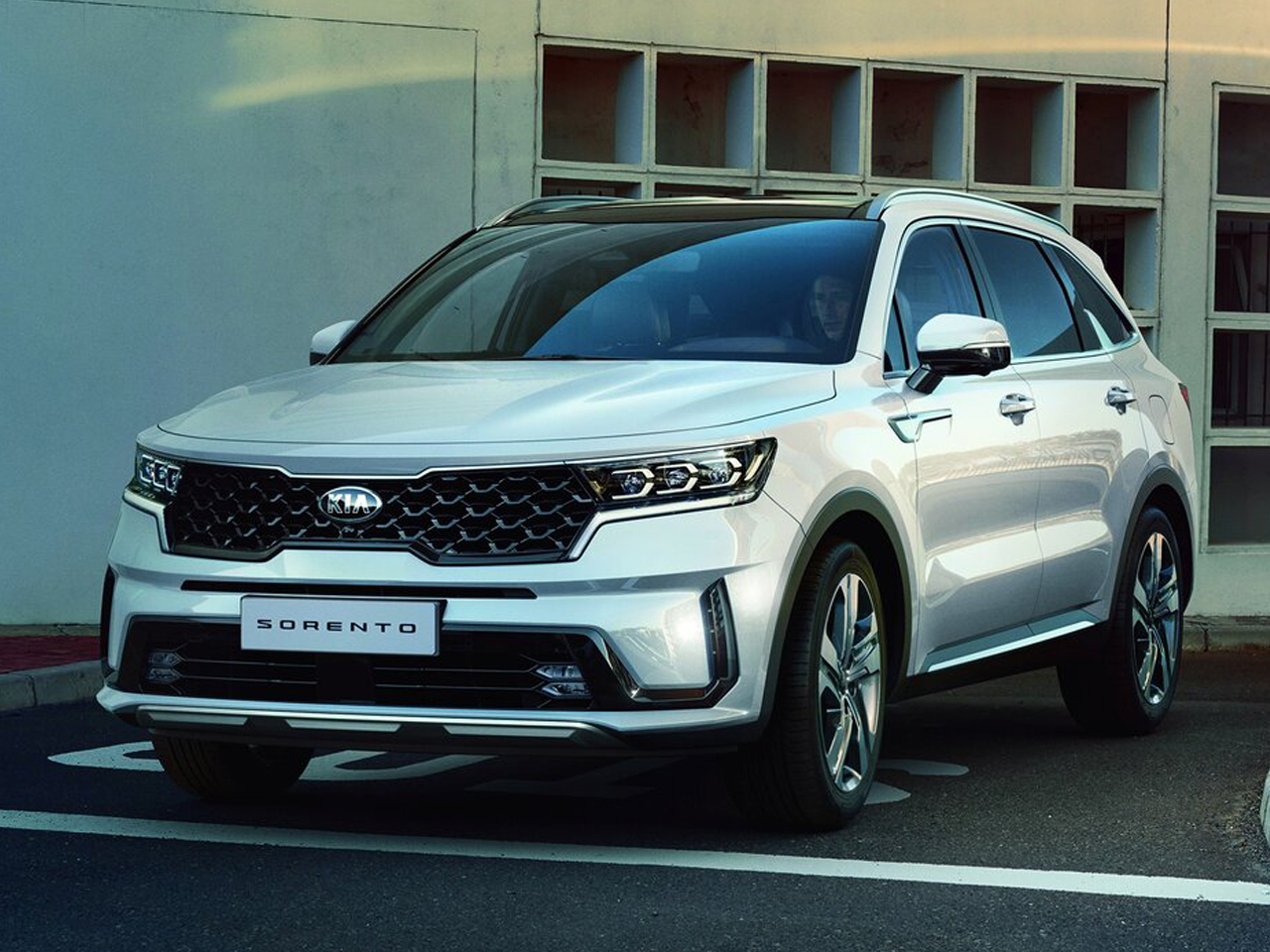 Новая модель чехлов Kia Sorento  с 2020 года