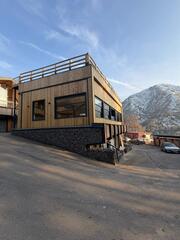 Prealux построил  здание кафе в Qazaq Auyl Eco Hotel