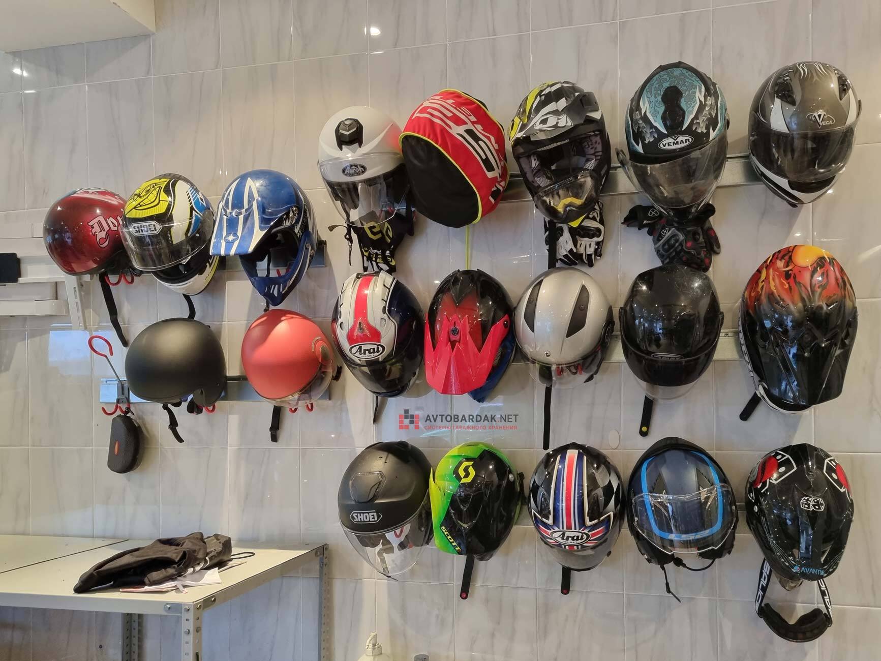 Хранение шлемов для спортивной семьи