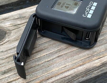 Запасная крышка для HERO8 GoPro Replacement Door Запасная крышка для HERO8 GoPro Replacement Door