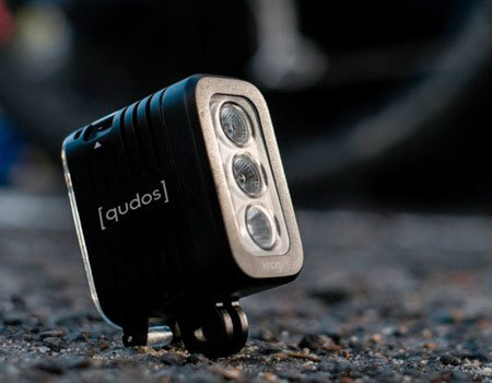Время зарядки фонаря LED Knog Qudos Action Light Время зарядки фонаря LED Knog Qudos Action Light