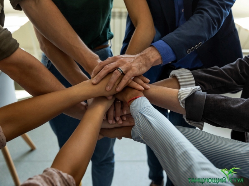 Проект "Танцующий Стул" готовит облегченную модель для школьников Проект "Танцующий Стул" готовит облегченную модель для школьников