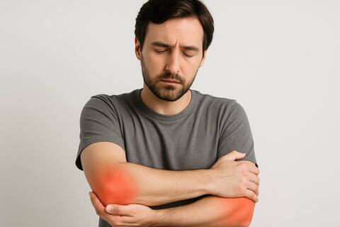 Боль в суставах на погоду: научное объяснение метеочувствительности