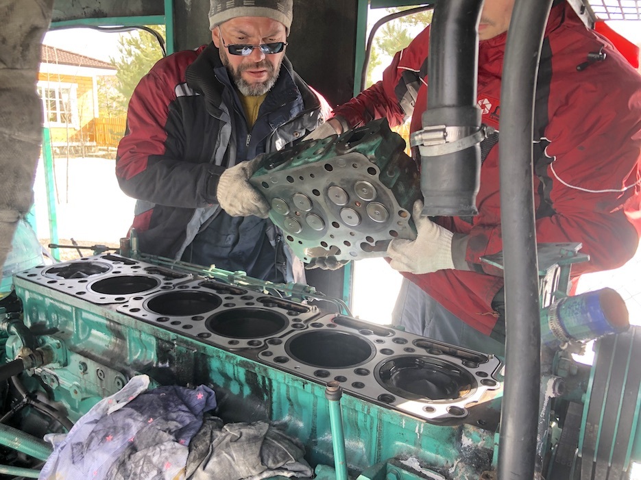 Началась сборка двигателя генератора