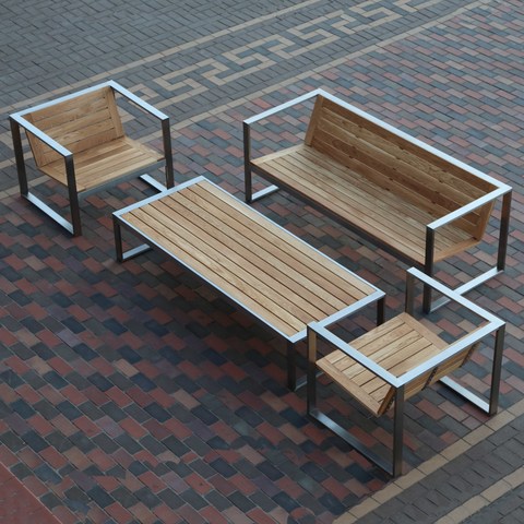 Quality Wood-And-Metal Garden Furniture From The Manufacturer