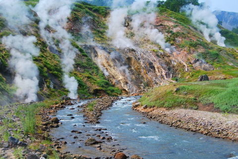 В Камчатском крае – в мире гейзеров и вулканов