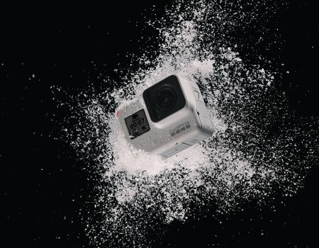 HERO7 Black Dusk White – белый оттенок популярной модели экшн-камеры HERO7 Black Dusk White – белый оттенок популярной модели экшн-камеры
