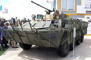 Тепловизор и крепкая броня для БТР-82 Тепловизор и крепкая броня для БТР-82
