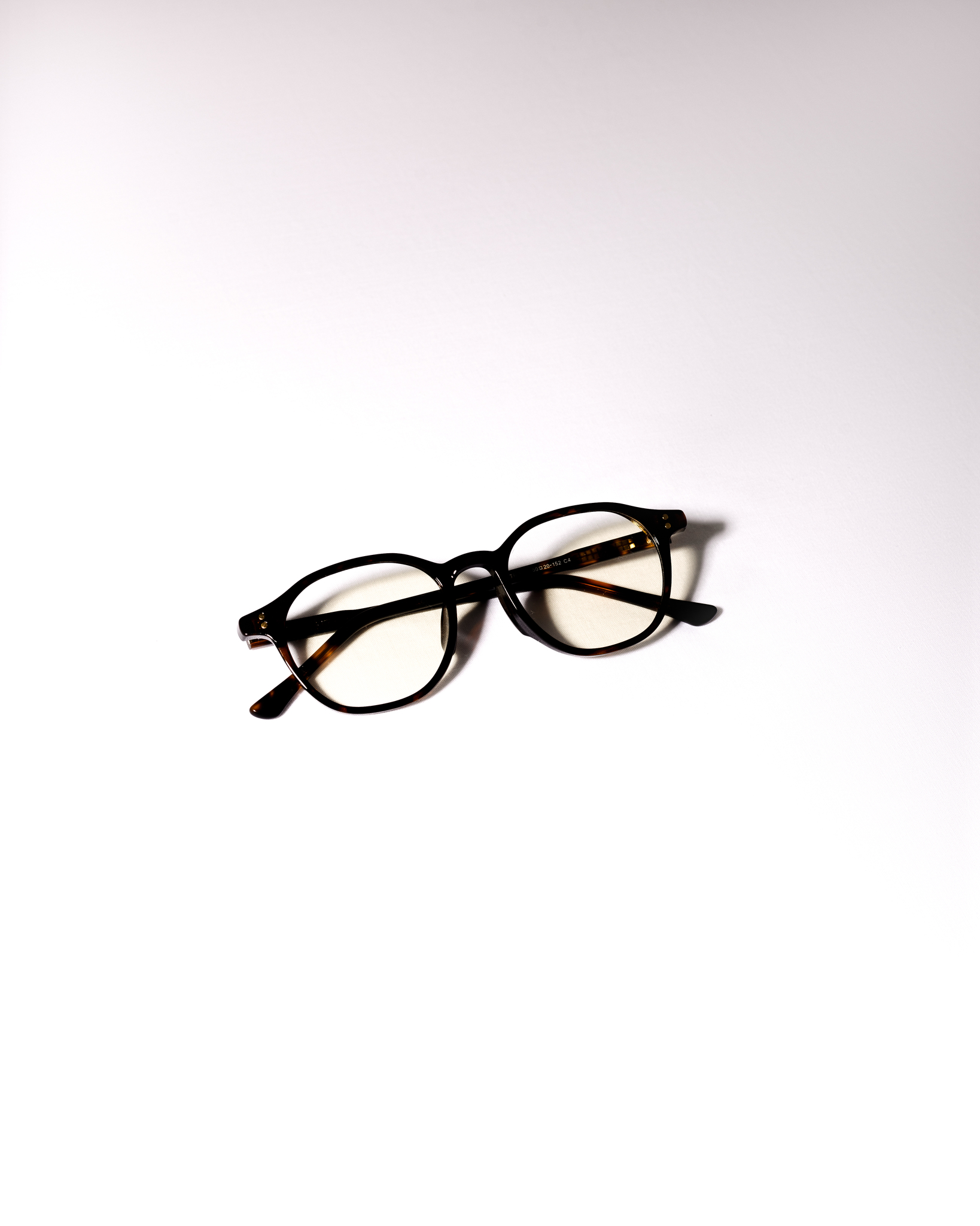 Лечение близорукости и дальнозоркости с помощью очков