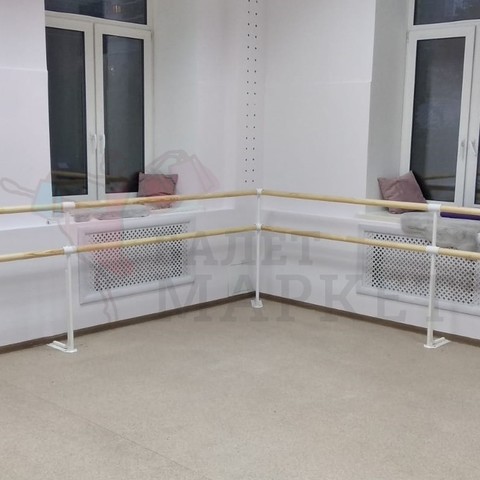 Установили станок в Академии балета Гедиминаса Таранды