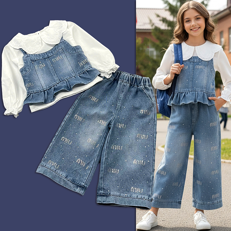 Костюмы девочкам оптом