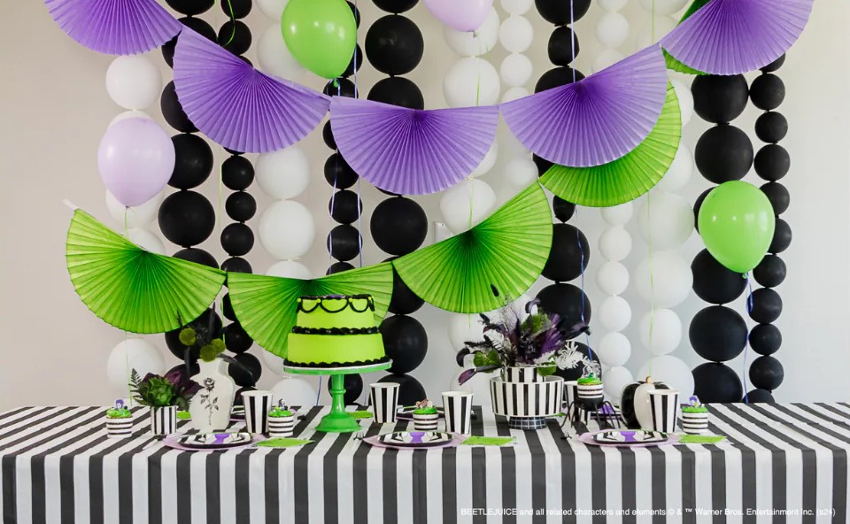 Праздник в стиле Битлджус