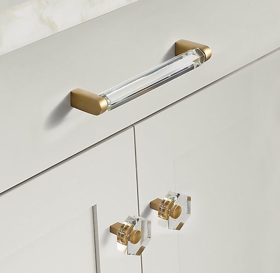 Практичность и особенности эксплуатации стеклянных ручек