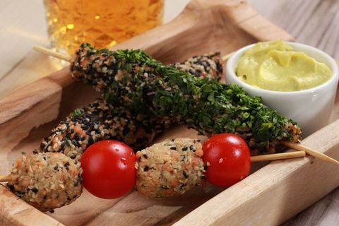 Кебабы из красной чечевицы для новогоднего стола