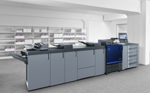 Konica Minolta AccurioPress C5080: серия начальных производственных ЦПМ с упором на автоматизацию