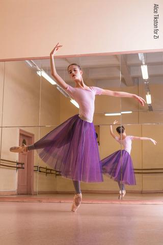 How we prepare our photoshoots at Zidans. Ballet by the book - story with Vaganova Academy ballet student Sofya Khoreva by photographer Alice Tikston