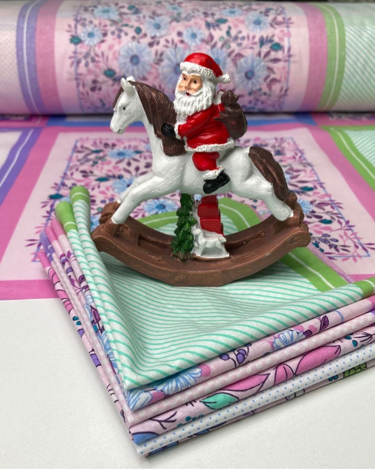 Новый год – время чудес, волшебства и, конечно же, подарков. 💫 Новый год – время чудес, волшебства и, конечно же, подарков. 💫