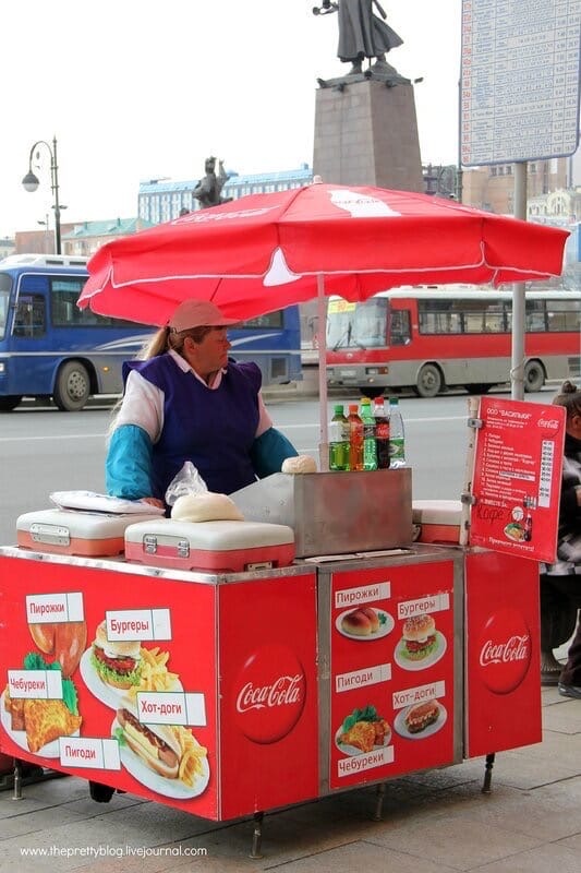 Когда не проснулась, но уже в инете просматриваешь всяко-разно... А реальность еще не настроилась.