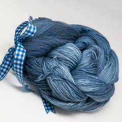 МК Puffcolorknitting Пчела