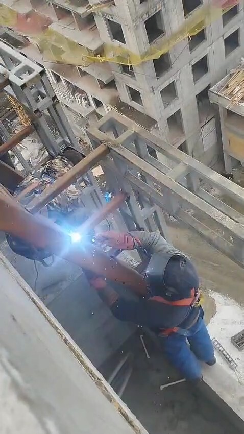 Prealux продолжают работу объекте Centrium Prealux продолжают работу объекте Centrium