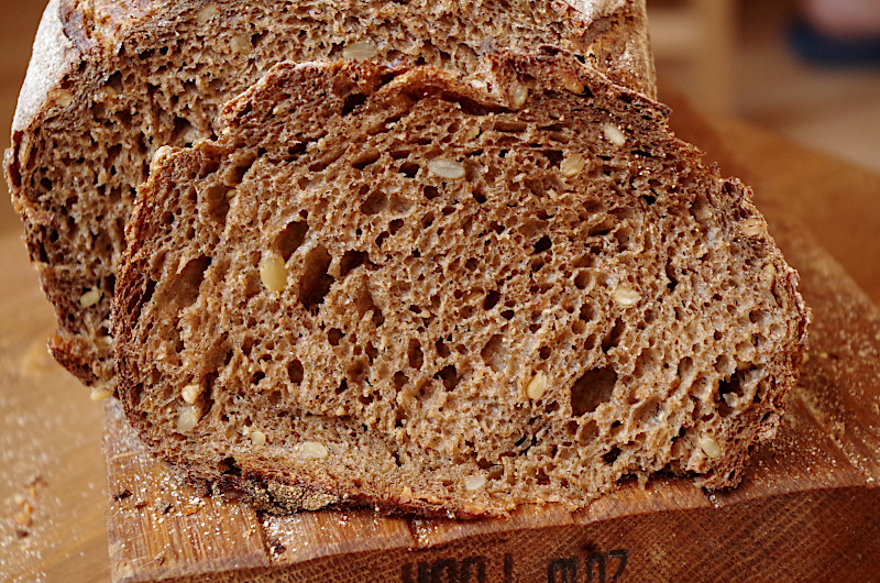 Рецепт: Хлеб из пшеничной и ржаной муки - в мультиварке