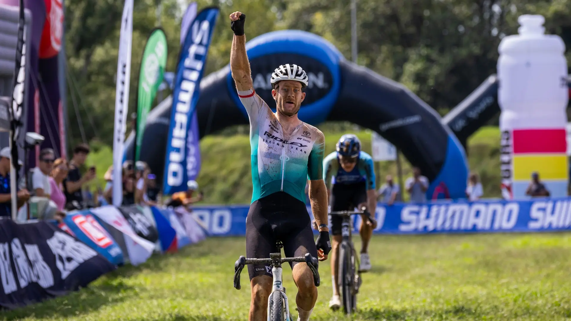 Daan Soete and Nicole Frain deliver double victory for Ridley Racing Team at Sea Otter Europe
