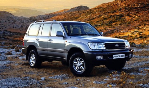 Установка пнемобаллонов на Toyota Land Cruiser 100