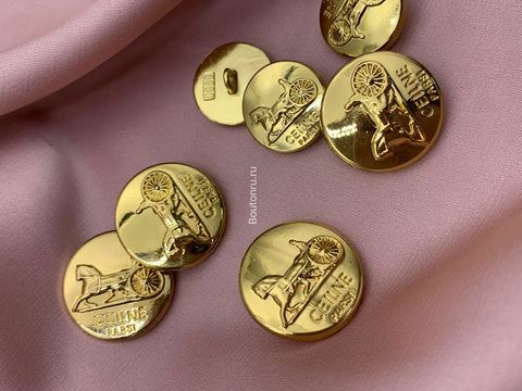 Погружаемся в элегантный мир бренда Céline