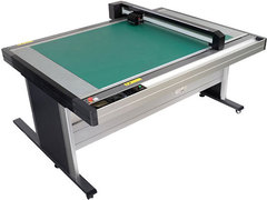 Расширение модельного ряда планшетных плоттеров Graphtec