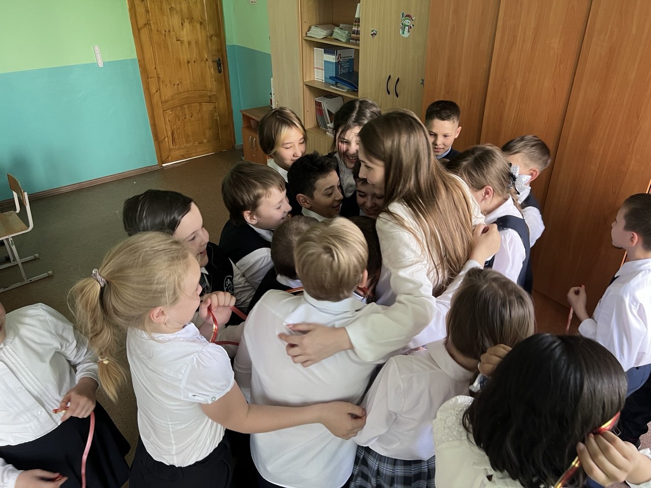 Как провести бюджетный выпускной в конце года для начальной школы